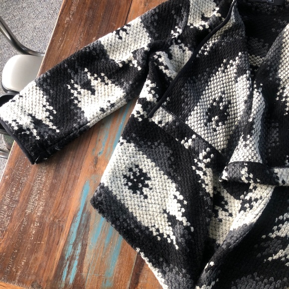 Anthropologie Dolce Vita Cardigan Sweater size Medium - Picture 2 of 10